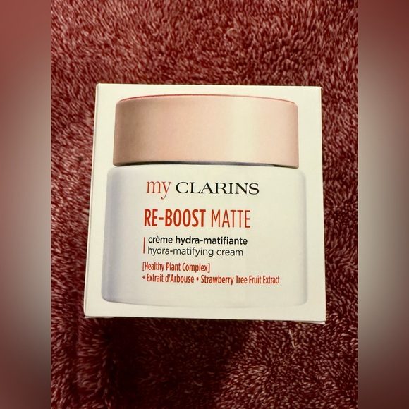 Clarins RE-BOOST Matte Hydra-Mattifying Cream -50ml 🧡 - Picture 5 of 7
